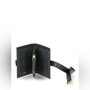 🩷💲6️⃣ {{ NWT w a l l e t t }} black and gold Women's Wallet